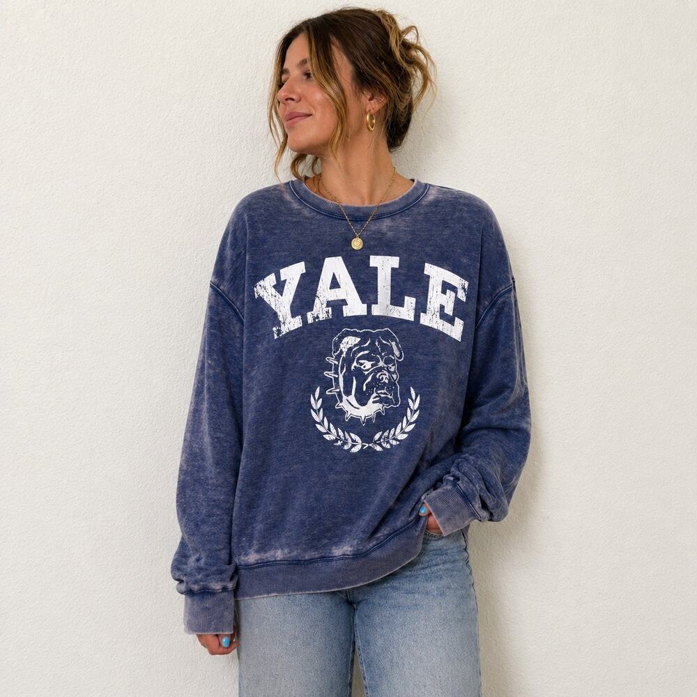 Yale Blue Distressed Bulldog Graphic Crewneck Sweatshirt Sz S